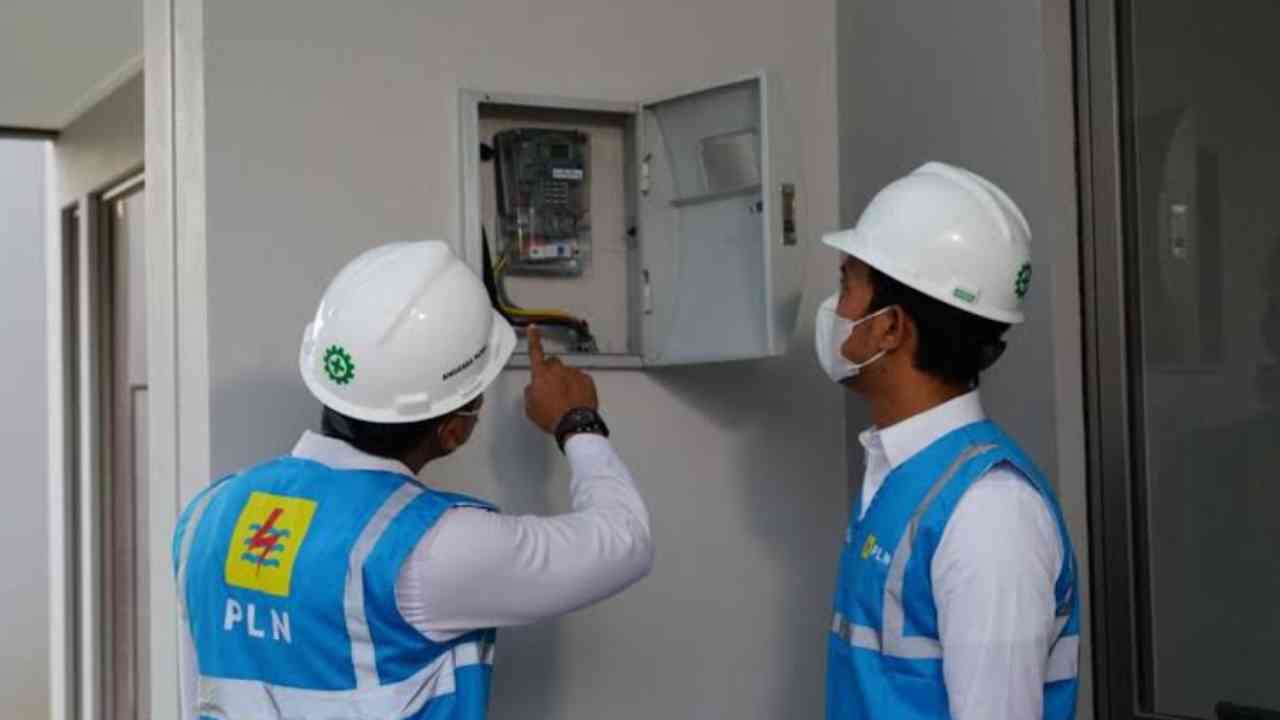 Ilustrasi promo penambahan daya listrik PLN (Foto: dok. PLN)