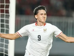 Faktor Penyebab Tinggi Badan Mitchell Baker Penyerang Timnas Indonesia Mencapai 196 Cm