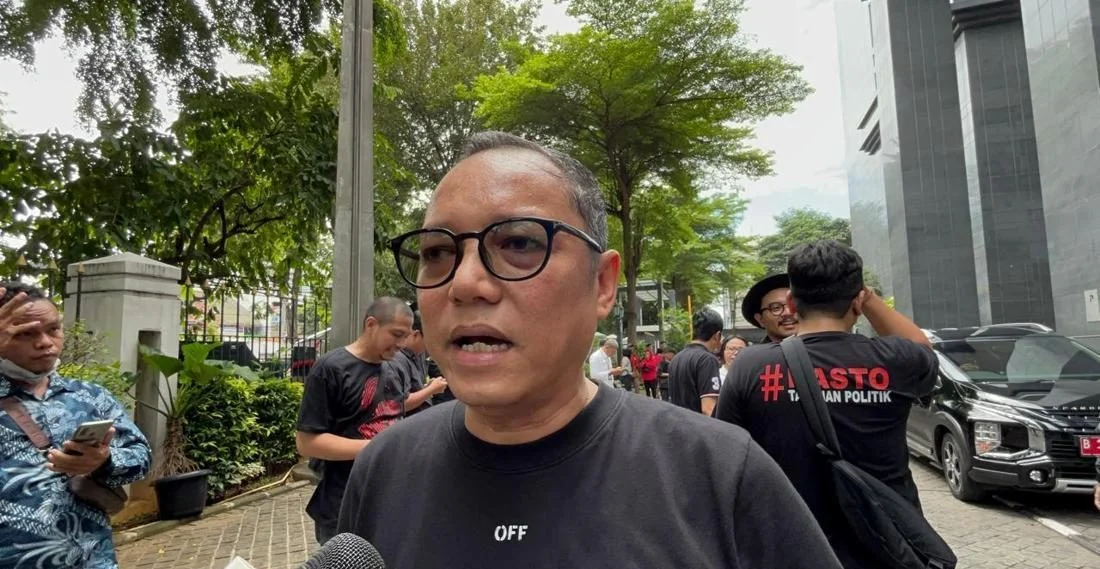 Ilustrasi perseteruan politik antara PDIP dan PSI pasca-Pemilu 2024.