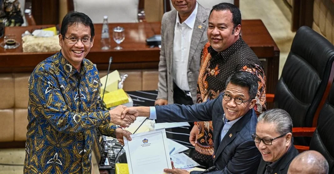 Rapat Paripurna DPR RI membahas pengesahan Undang-Undang Pusat Finansial Internasional Indonesia