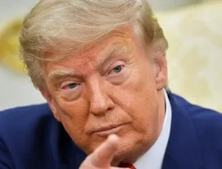 Donald Trump Peringatkan Rusia dan China Agar Tidak Terlibat Perang Iran