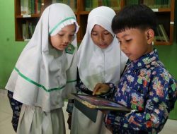 Pemerintah Sediakan Buku Digital Gratis PAUD hingga SMK Melalui SIBI dan SLiMS