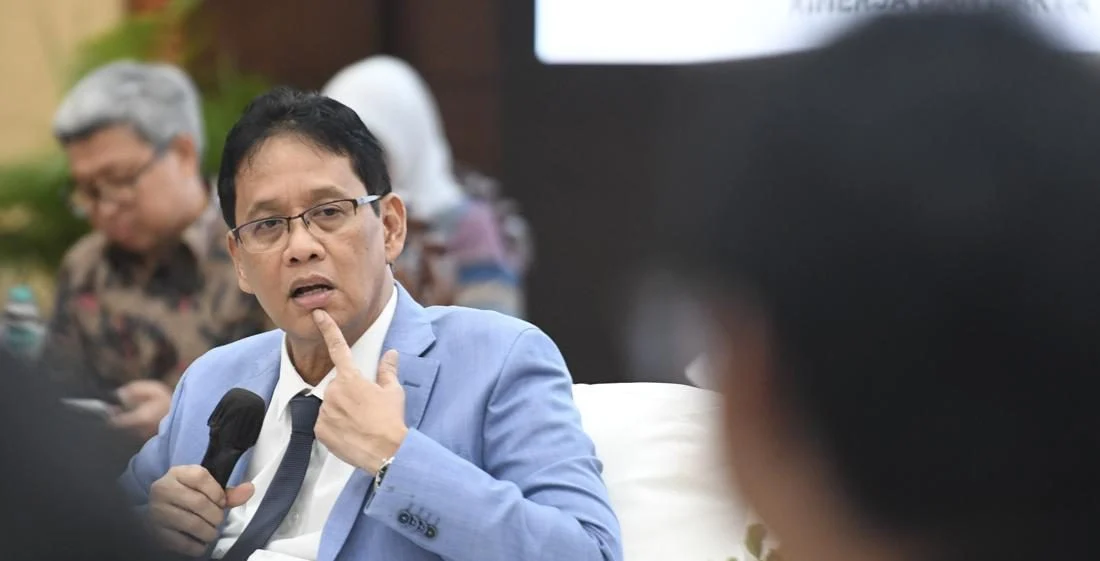 Menteri Keuangan Purbaya Yudhi Sadewa memberikan arahan kepada pejabat baru di Jakarta.