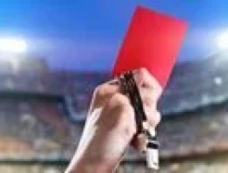 Keputusan Kontroversial Wasit Batalkan Kartu Merah Pemain Singapura Lawan Timnas Indonesia