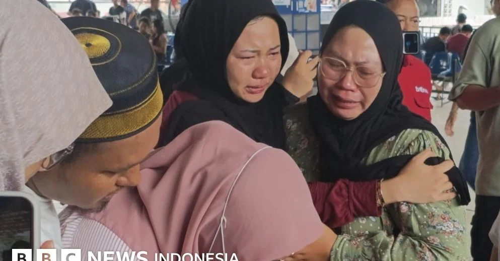 Keluarga korban kapal Virgo Transport 8 berkumpul di posko Pelabuhan Trisakti Banjarmasin